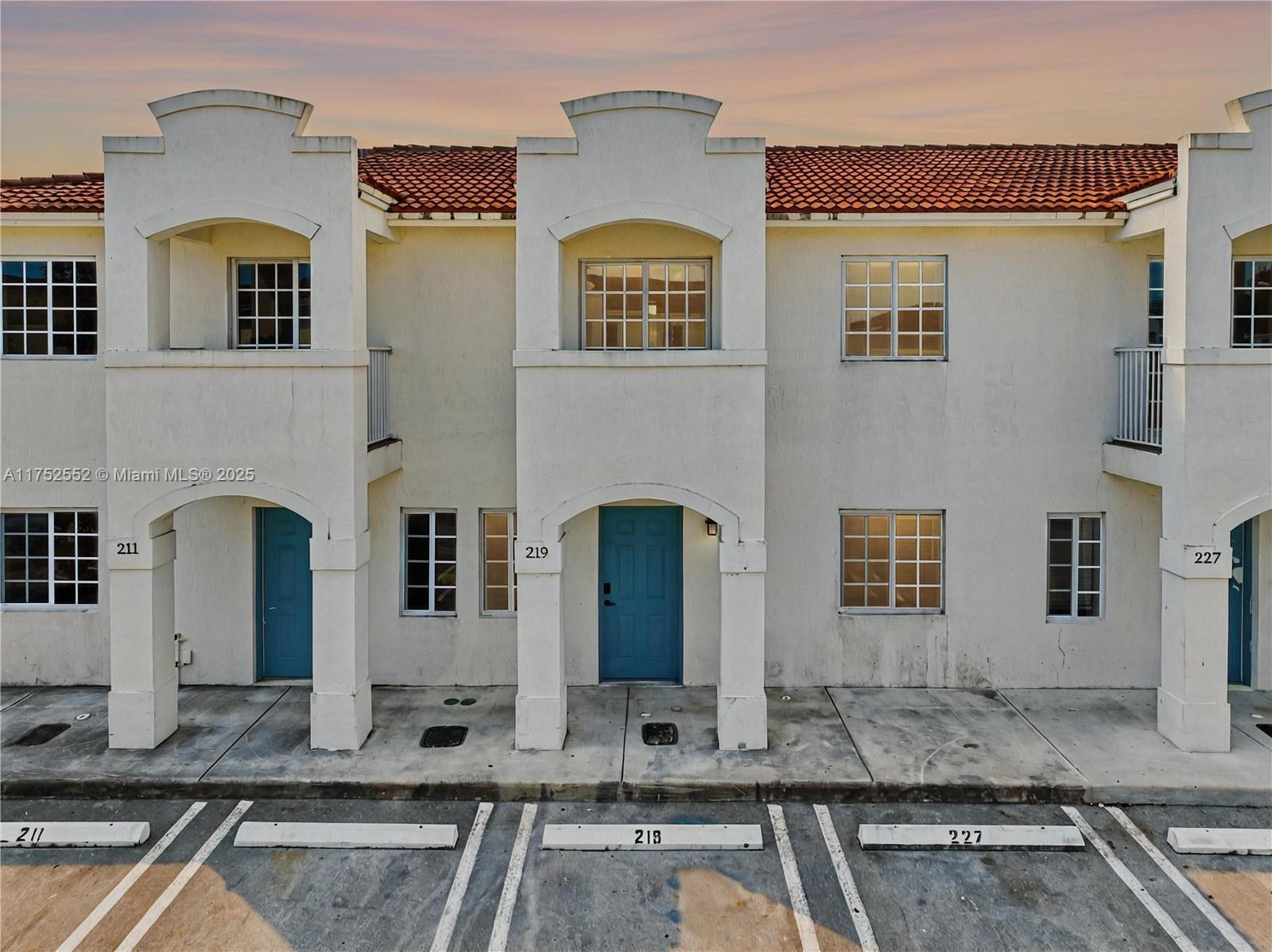Picture of 219 SW 6Th Ln, Florida City, FL 33034