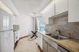Picture of 16485 Collins Ave # 2035, Sunny Isles Beach, FL 33160