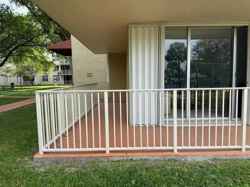 Picture of 13120 SW 92Nd Ave # 106, Miami FL 33176
