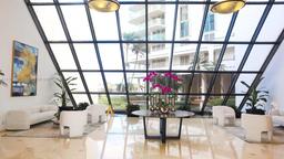 Picture of 19707 Turnberry Way # 21D, Aventura, FL 33180