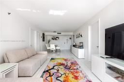 Picture of 210 174Th St # 807, Sunny Isles Beach, FL 33160