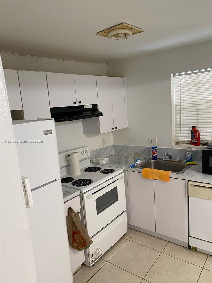 Picture of 7510 SW 152Nd Ave # A102, Miami, FL 33193