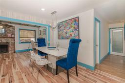 Picture of 148 Riley Ave, Palm Springs, FL 33461