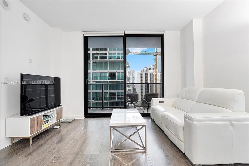 Picture of 31 SE 6Th St # 2008, Miami FL 33131