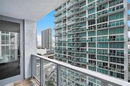 Picture of 31 SE 6Th St # 2008, Miami, FL 33131