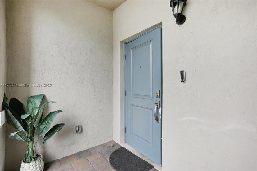 Picture of 754 SE 19Th St # 0, Homestead FL 33034