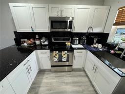 Picture of 6850 W 16Th Dr # 211, Hialeah, FL 33014