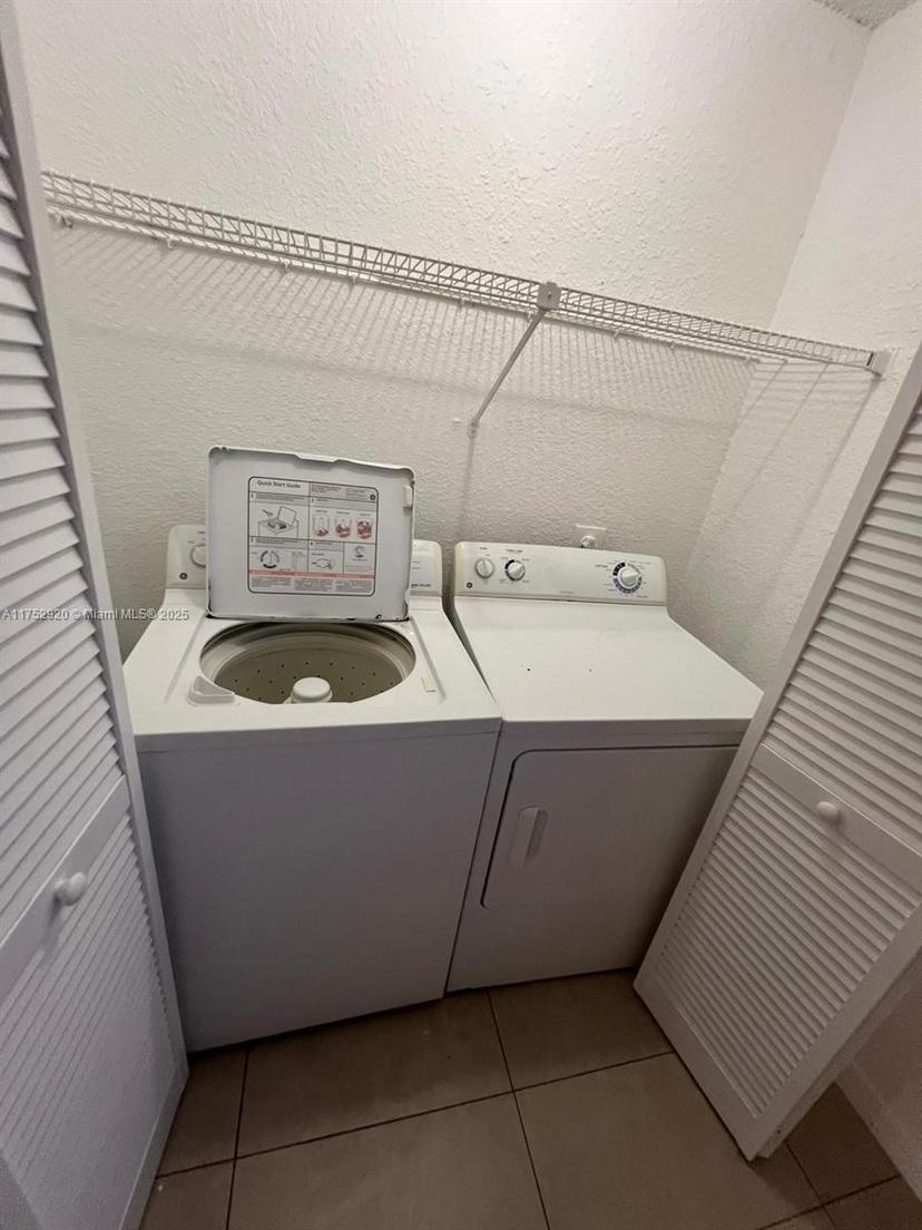 Picture of 3340 N Pinewalk Dr N # 1514, Margate FL 33063