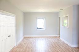 Picture of 14801 Lincoln Blvd, Miami, FL 33176