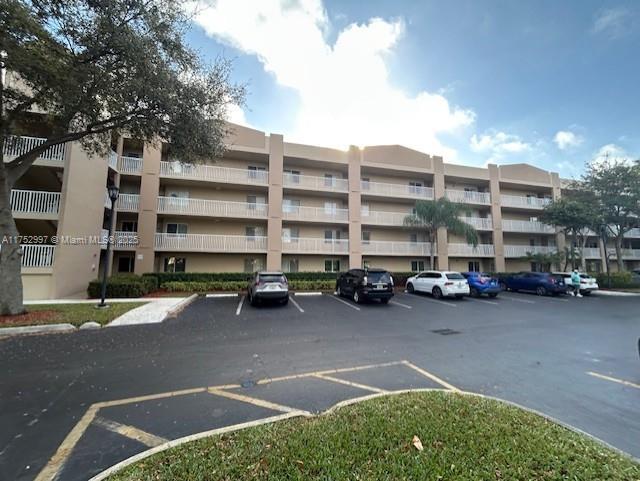 Picture of 9525 Weldon Cir # H403, Fort Lauderdale, FL 33321