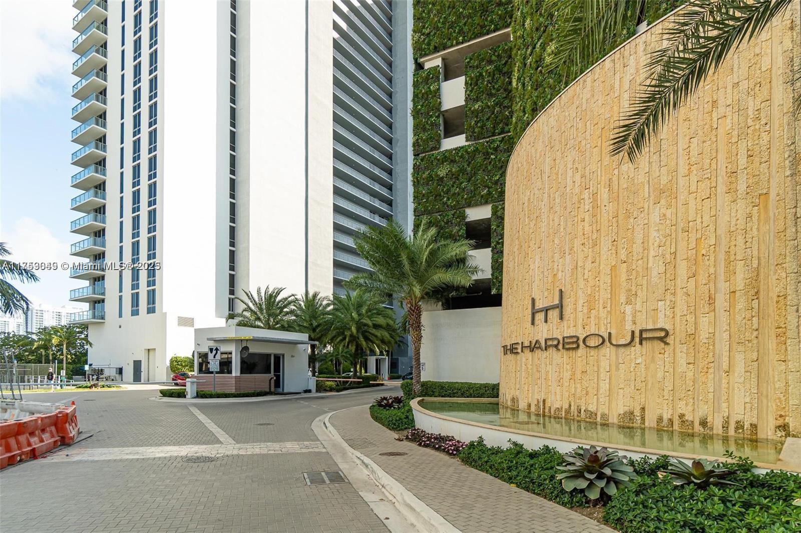 Picture of 16385 Biscayne Blvd # 1905, North Miami Beach, FL 33160