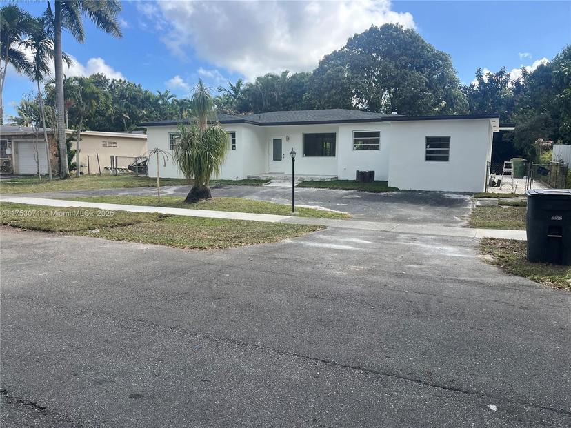 Picture of 110 NE 132Nd St, North Miami FL 33161