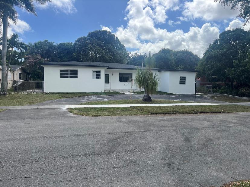 Picture of 110 NE 132Nd St, North Miami FL 33161