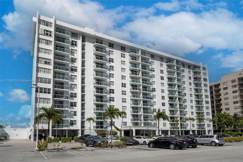 Picture of 2841 NE 163Rd St # 605, North Miami Beach FL 33160
