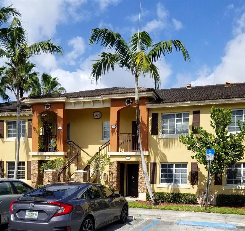 Picture of 3395 NE 9Th St # 103, Homestead FL 33033