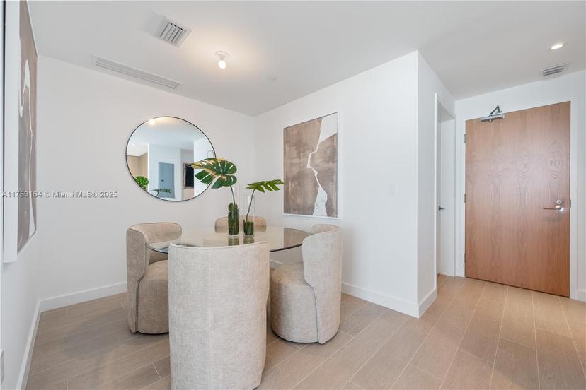 Picture of 500 Alton # 3304, Miami Beach FL 33139