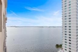 Picture of 770 Claughton Island Dr # 1510, Miami, FL 33131