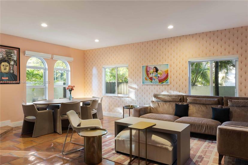 Picture of 3149 Mary St # 3149, Miami FL 33133