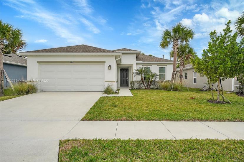 Picture of 3705 Bennington Ln, Fort Pierce FL 34981