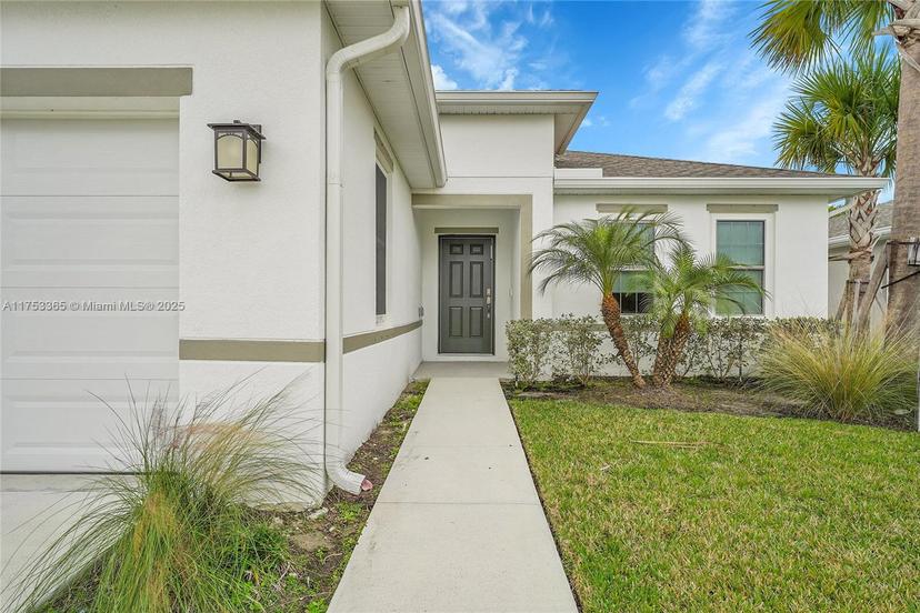 Picture of 3705 Bennington Ln, Fort Pierce FL 34981