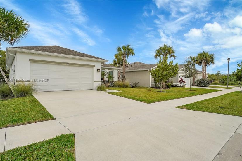 Picture of 3705 Bennington Ln, Fort Pierce FL 34981