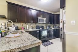 Picture of 16548 NW 17Th St, Pembroke Pines, FL 33028