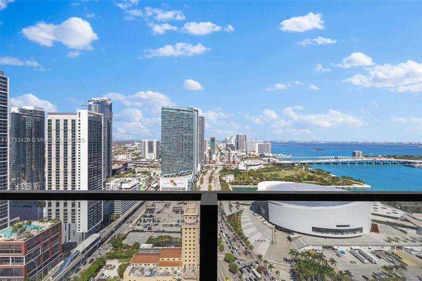Picture of 398 NE 5Th St # 3204, Miami FL 33132