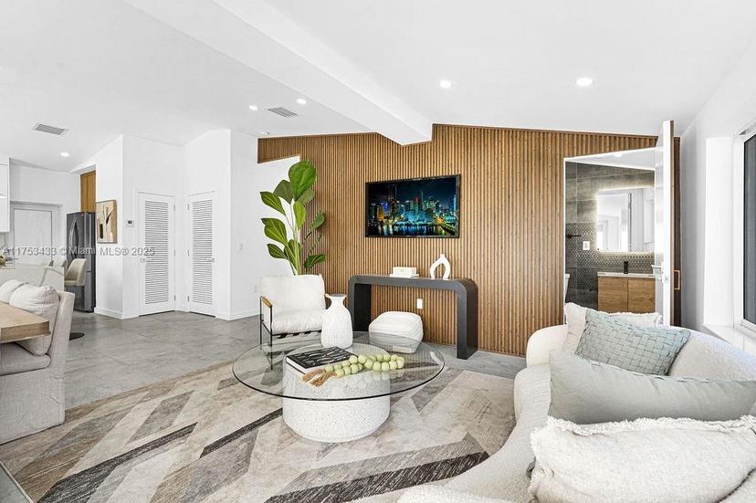 Picture of 745 W 51St St, Miami Beach FL 33140