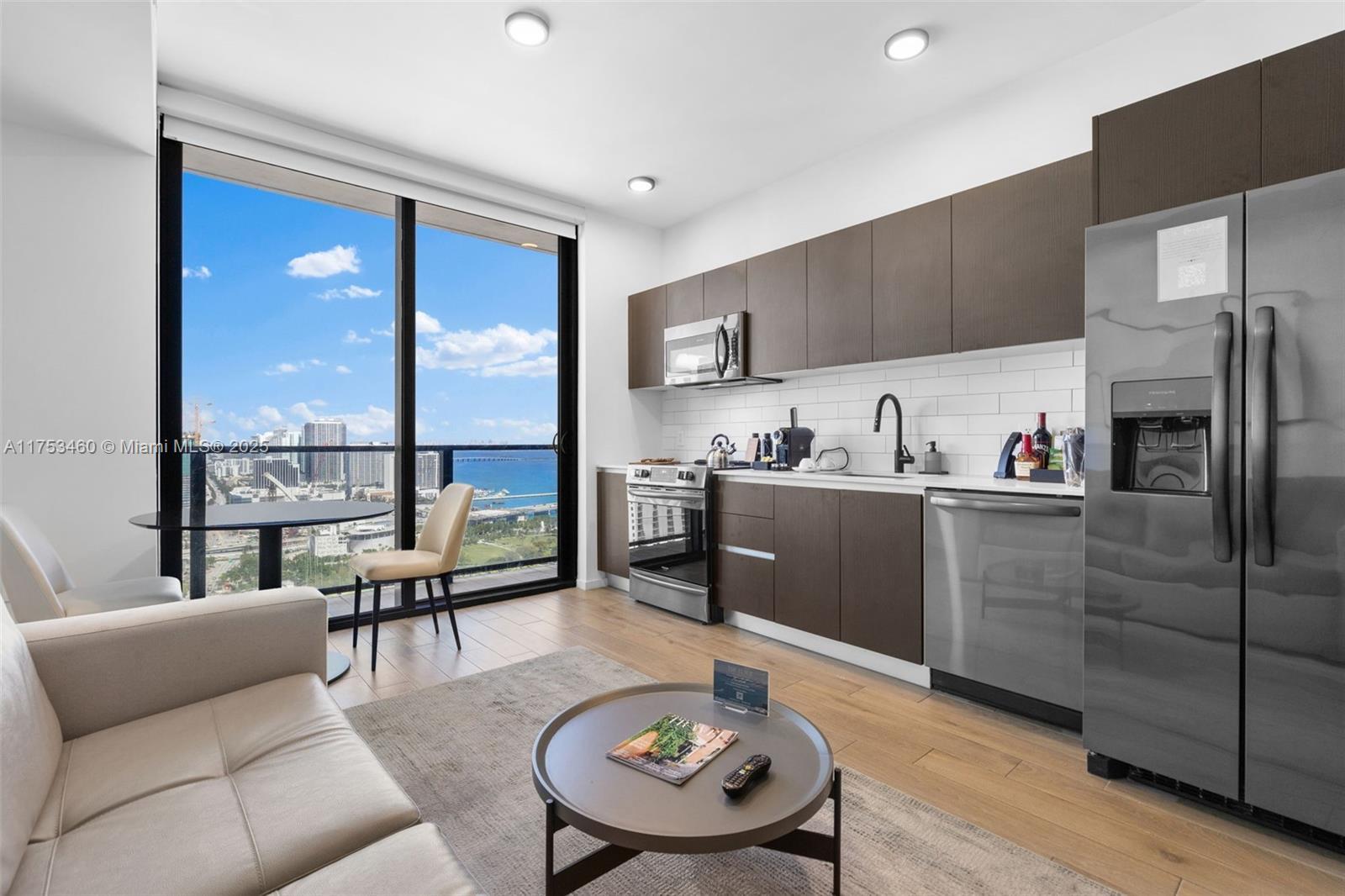 Picture of 398 NE 5Th St # 2904, Miami, FL 33132