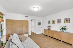 Picture of 265 Grapetree Dr # 119, Key Biscayne, FL 33149