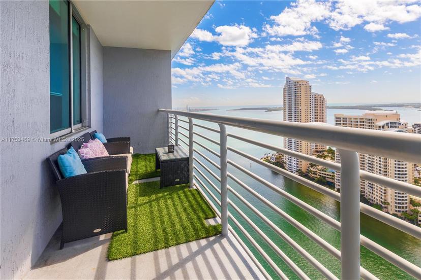 Picture of 325 S Biscayne Blvd # 3817, Miami FL 33131