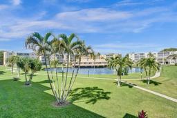 Picture of 205 SE 11Th Ter # 203, Dania Beach, FL 33004