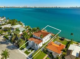 Picture of 1460 S Treasure Dr, North Bay Village, FL 33141