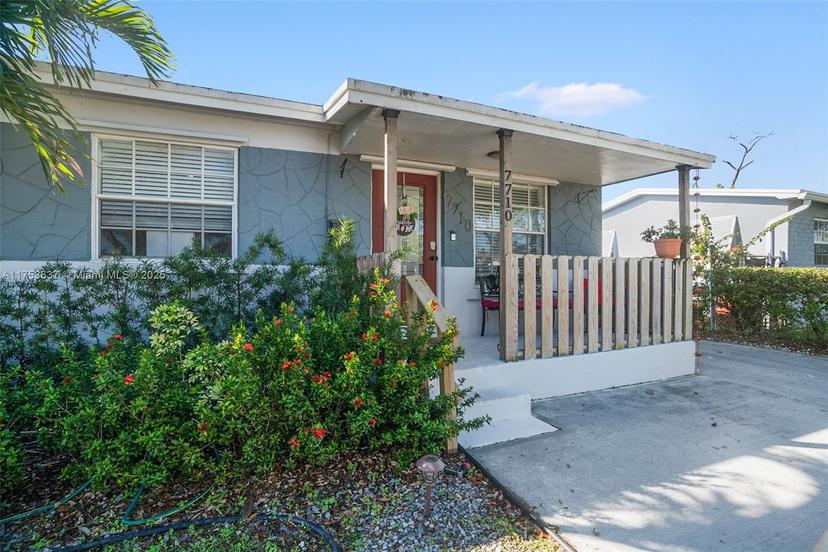Picture of 7710 Hope St, Hollywood FL 33024