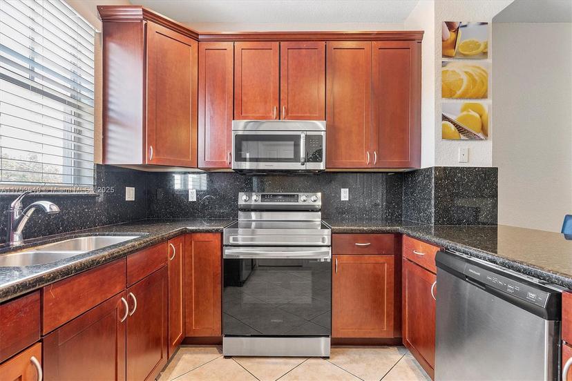 Picture of 1835 N Dixie Hwy, Fort Lauderdale FL 33305