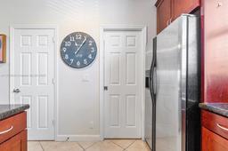 Picture of 1835 N Dixie Hwy, Fort Lauderdale, FL 33305