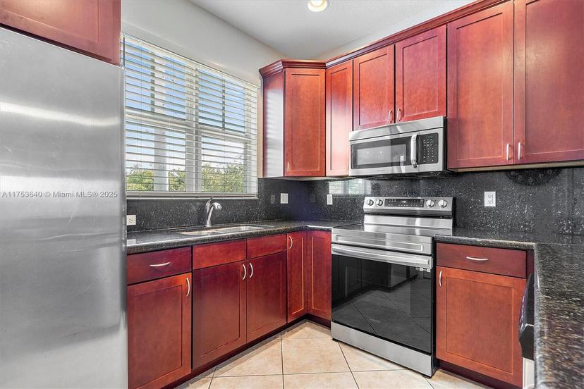 Picture of 1835 N Dixie Hwy, Fort Lauderdale FL 33305