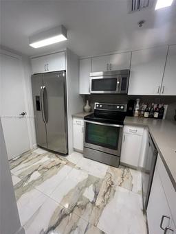 Picture of 650 West Ave # 1910, Miami Beach, FL 33139