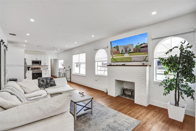 Picture of 2978 SW 14Th St, Miami FL 33145