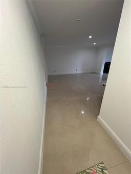 Picture of 11245 SW 169Th St # V4833, Miami, FL 33157
