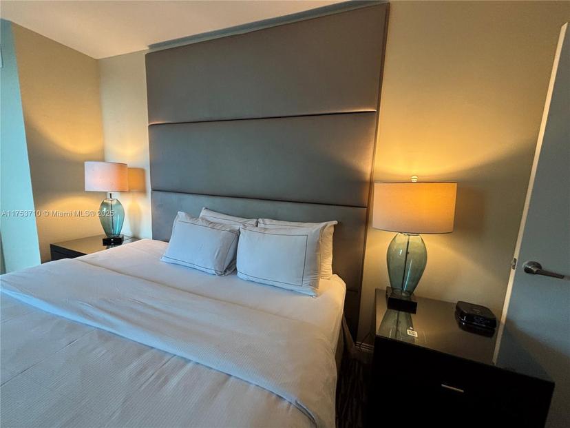 Picture of 2670 E Sunrise Blvd # 302, Fort Lauderdale FL 33304