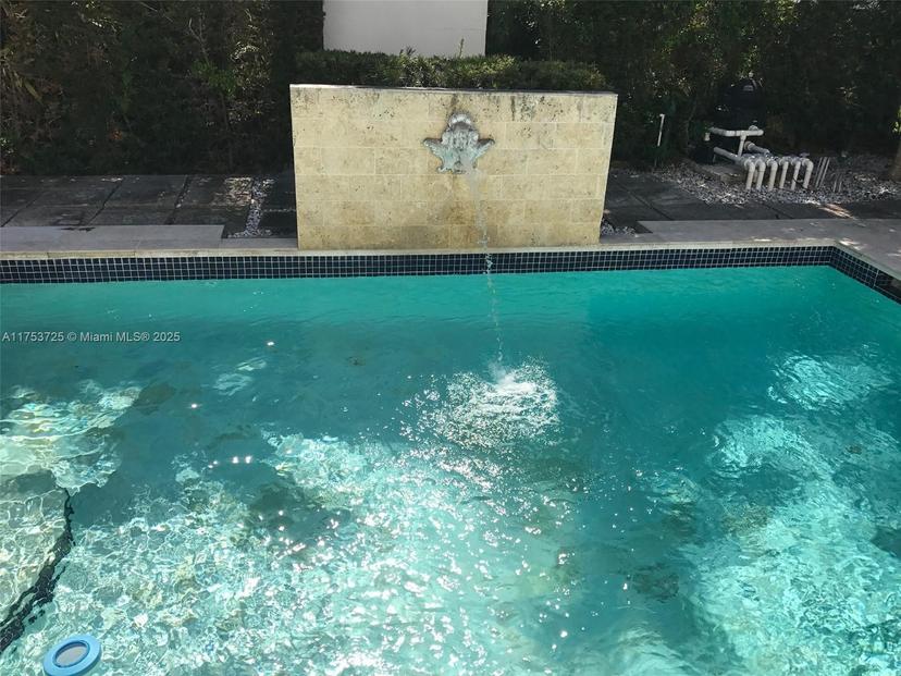 Picture of 4575 Post Ave, Miami Beach FL 33140
