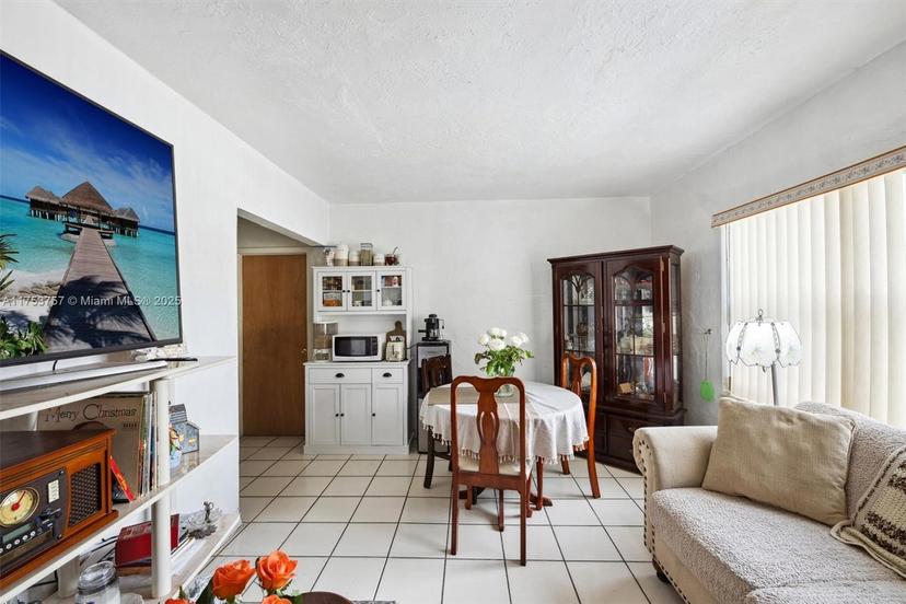 Picture of 15300 Leisure Dr, Homestead FL 33033
