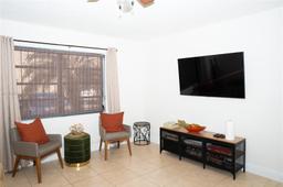 Picture of 4050 NW 135Th St # 9, Opa-Locka, FL 33054