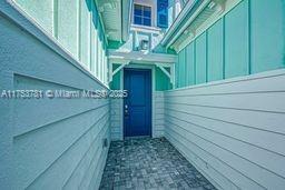 Picture of 306 Hang Loose, Daytona FL 32124