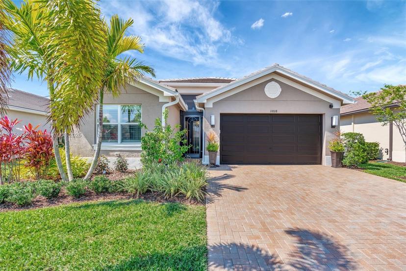 Picture of 11808 SW Silverlake Falls Dr, Port St. Lucie FL 34987