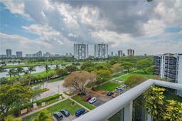 Picture of 3625 N Country Club Dr # 808, Aventura, FL 33180