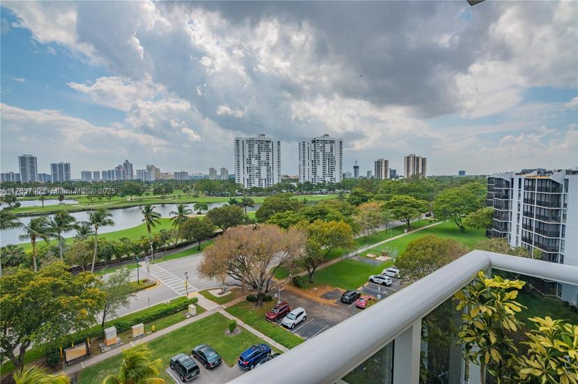 Picture of 3625 N Country Club Dr # 808, Aventura FL 33180