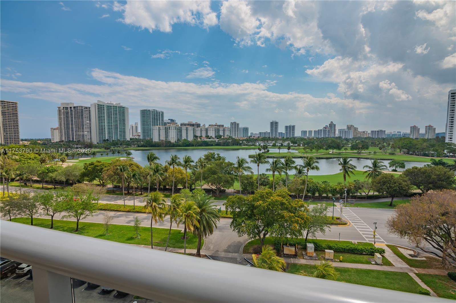 Picture of 3625 N Country Club Dr # 808, Aventura, FL 33180