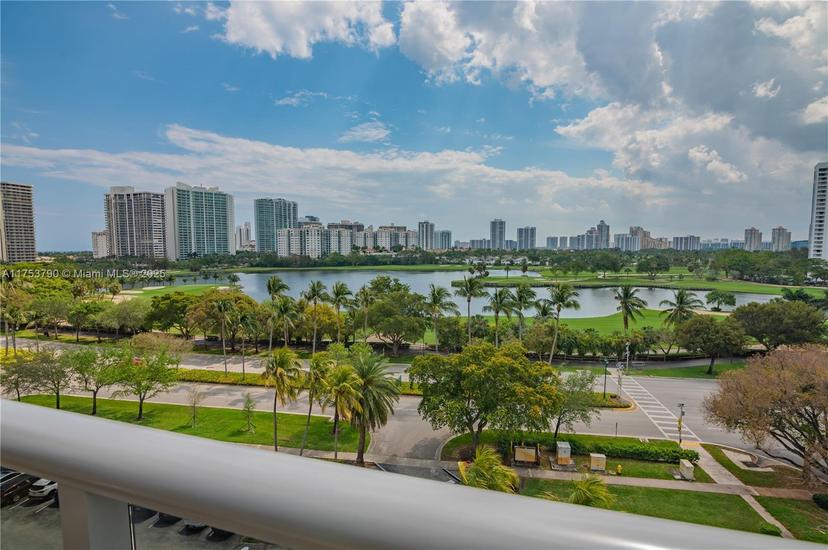 Picture of 3625 N Country Club Dr # 808, Aventura FL 33180